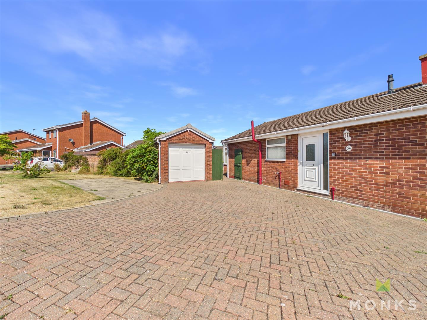 40 Pyms Road, Shrewsbury, SY4 5YN For Sale